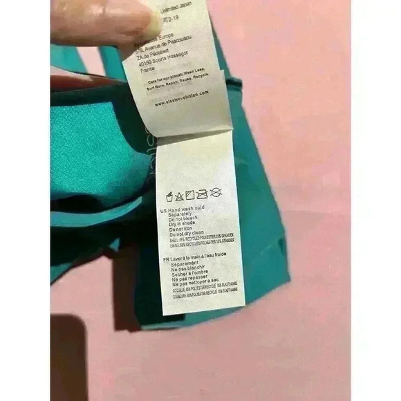 Sisstrevolution Womens Teal Sea One Piece Swimsuit Rashguard Surf Size Large - Picture 13 of 14